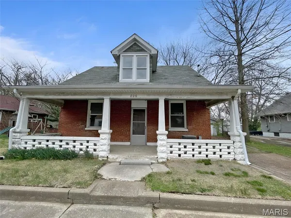 $32,000 | 806 North 2nd Street, Belleville, IL 62226