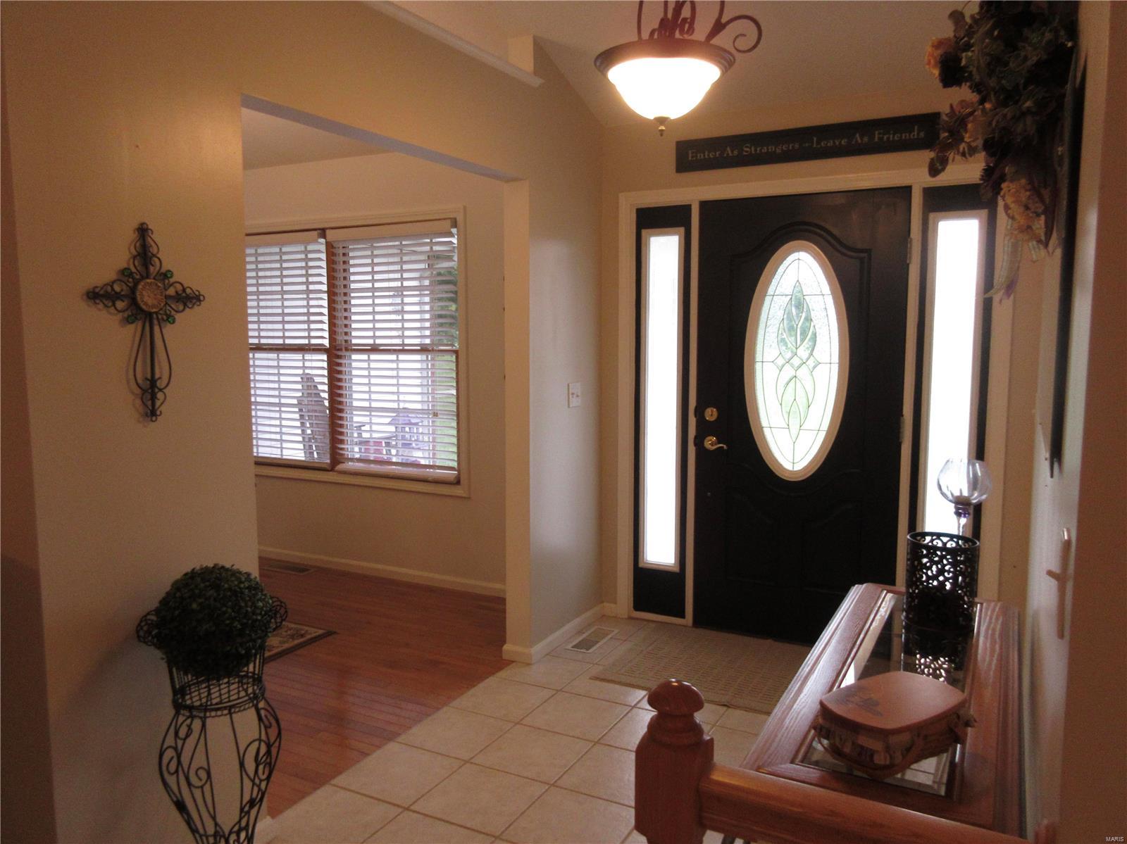 137 North Meadow Ridge Trail Edwardsville, IL 62025 - Photo 11 of 27 Gallery Image 11
