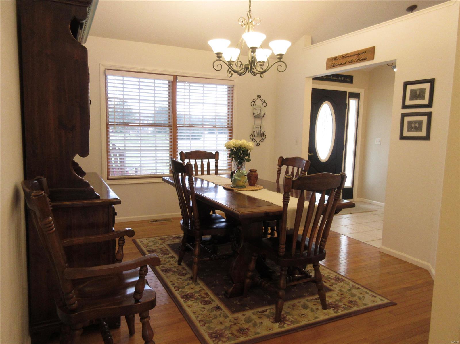 137 North Meadow Ridge Trail Edwardsville, IL 62025 - Photo 16 of 27 Gallery Image 16