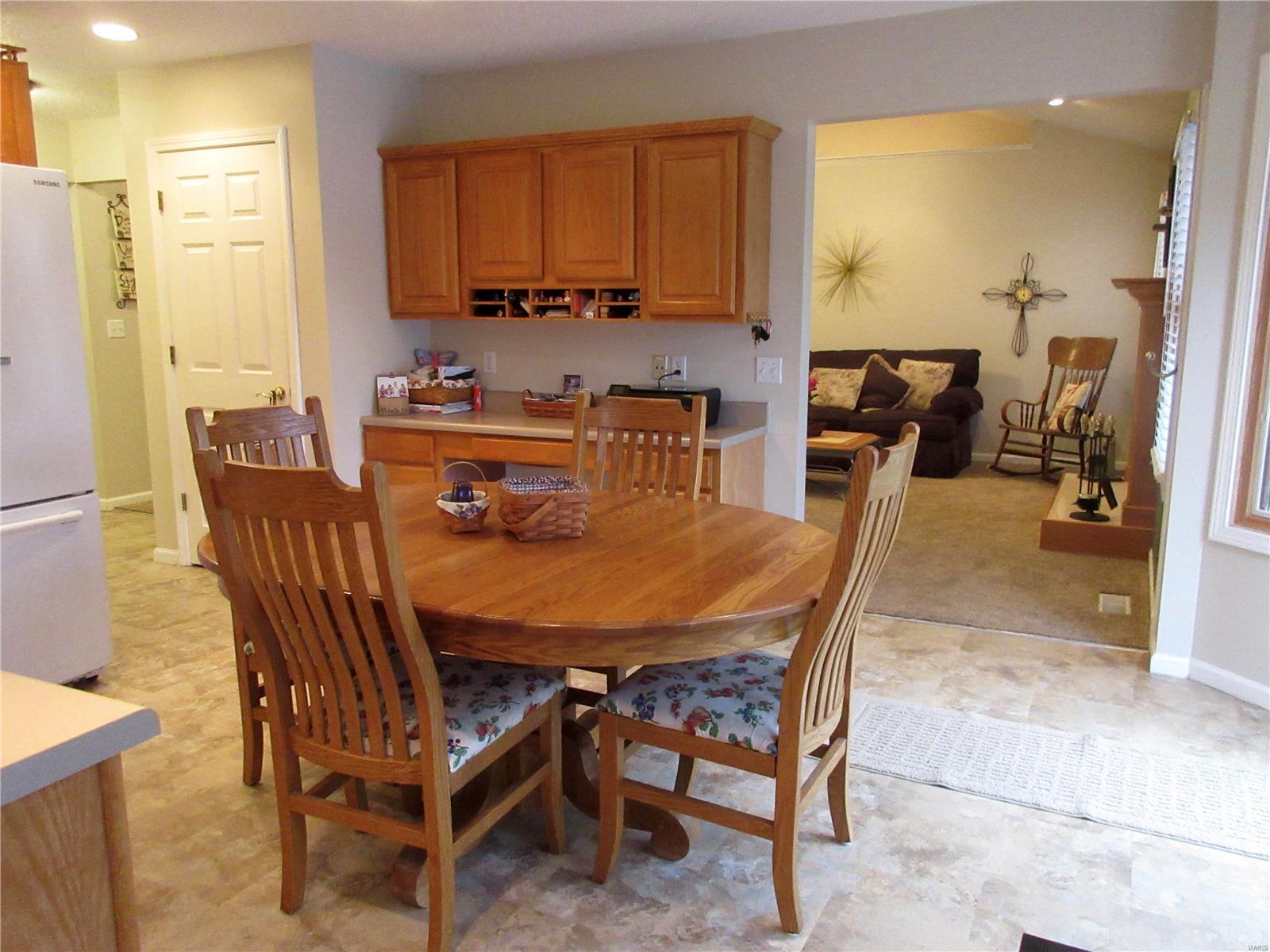 137 North Meadow Ridge Trail Edwardsville, IL 62025 - Photo 19 of 27 Gallery Image 19