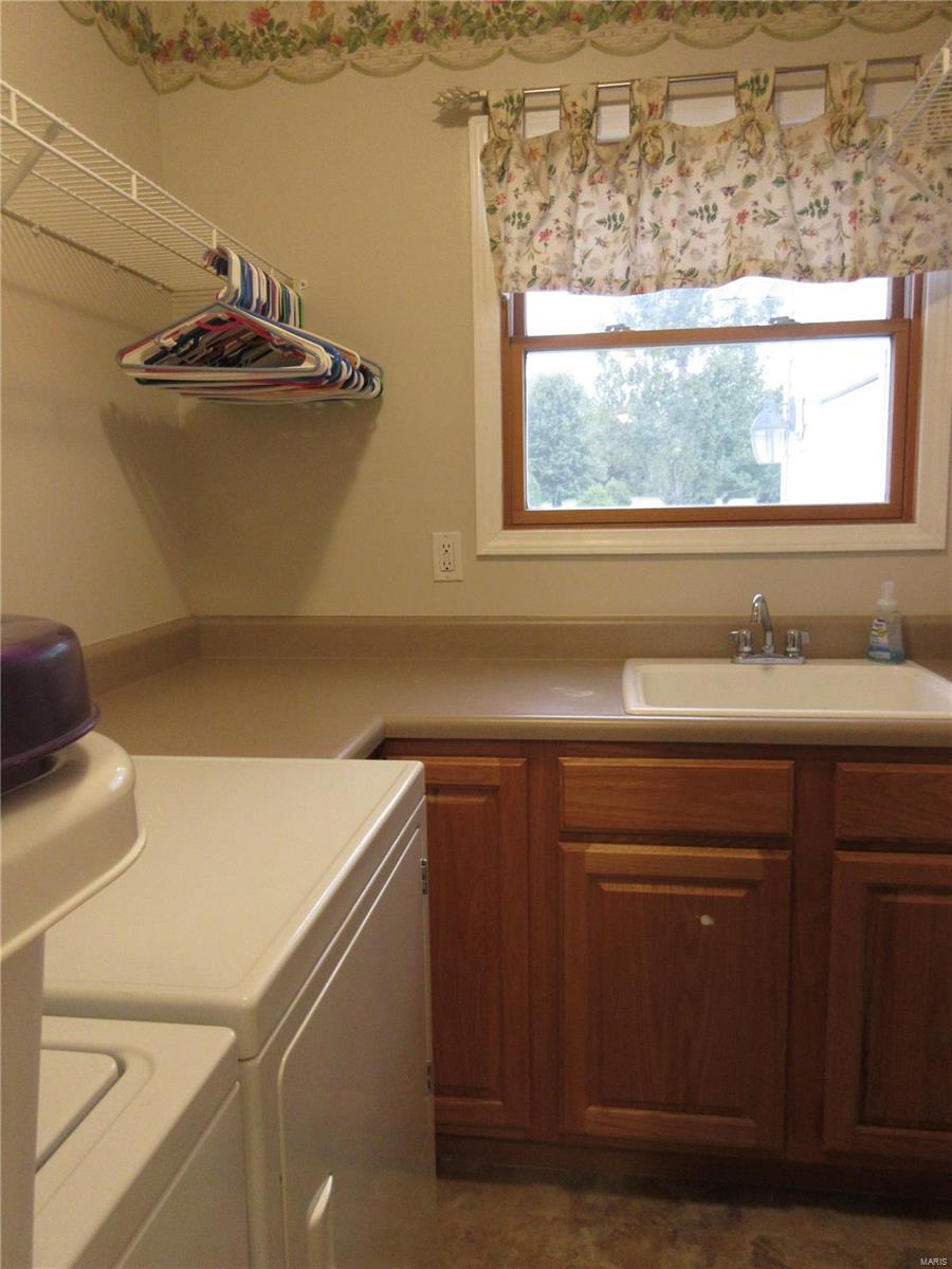 137 North Meadow Ridge Trail Edwardsville, IL 62025 - Photo 20 of 27 Gallery Image 20