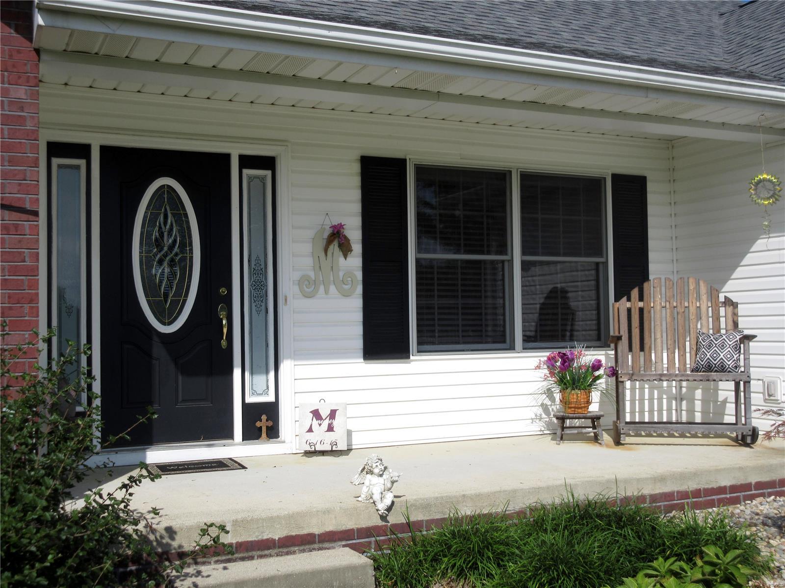 137 North Meadow Ridge Trail Edwardsville, IL 62025 - Photo 3 of 27 Gallery Image 3