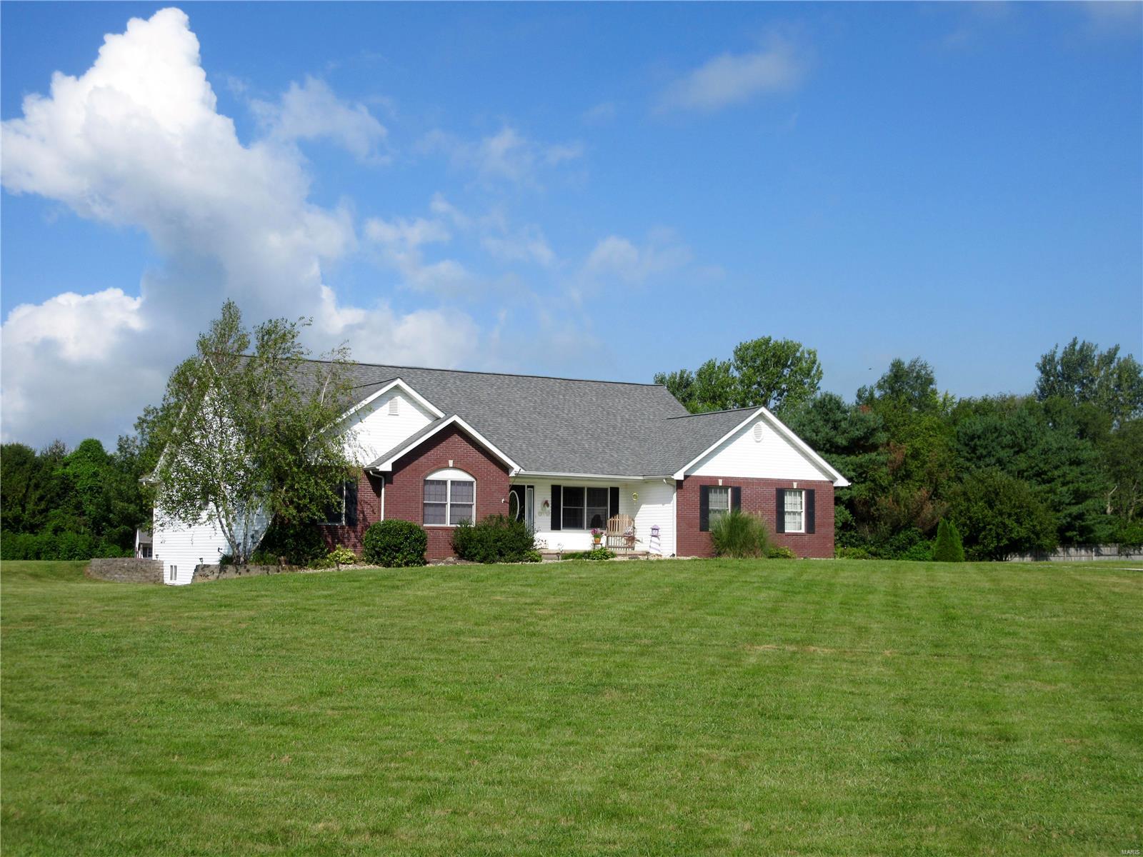 137 North Meadow Ridge Trail Edwardsville, IL 62025 - Photo 6 of 27 Gallery Image 6