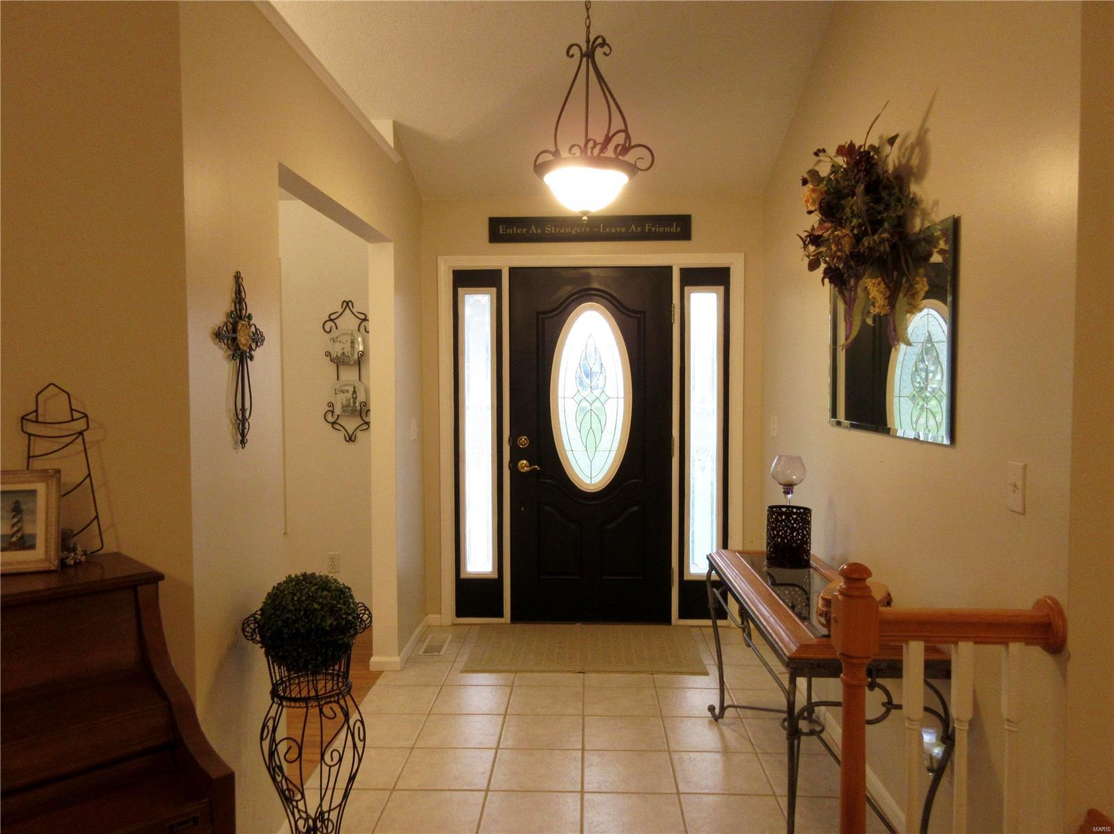 137 North Meadow Ridge Trail Edwardsville, IL 62025 - Photo 10 of 27 Gallery Image 10