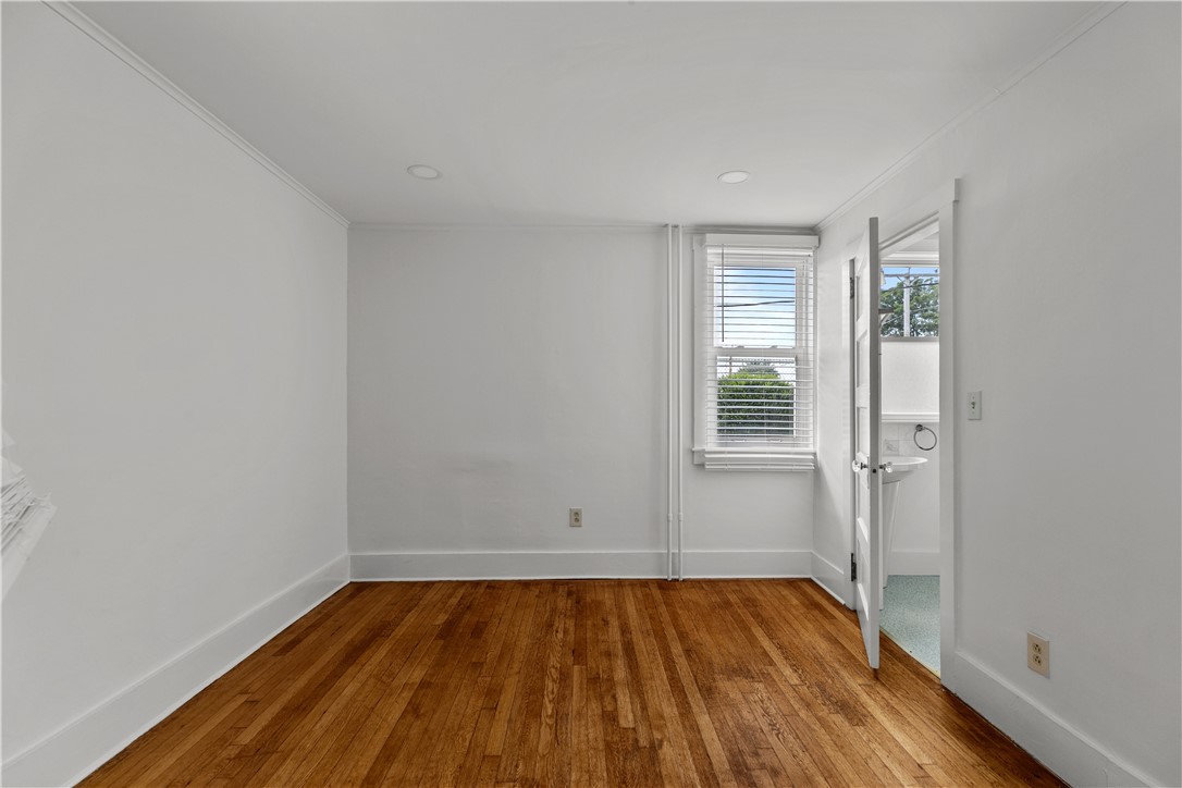 41 Freeborn Street, Unit 1 Newport, RI 02840 - Photo 13 of 20