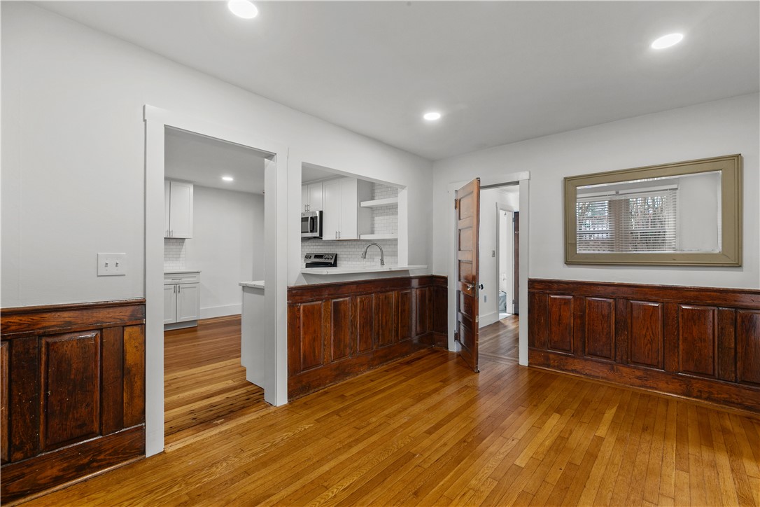 41 Freeborn Street, Unit 1 Newport, RI 02840 - Photo 9 of 20