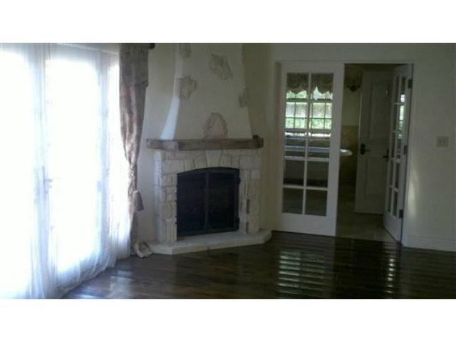 25343 Hatton Road Carmel, CA 93923 - Photo 4 of 19 Gallery Image 4