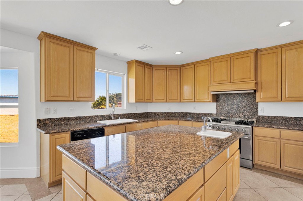 16245 Ridge View Drive Apple Valley, CA 92307 - Photo 31 of 80