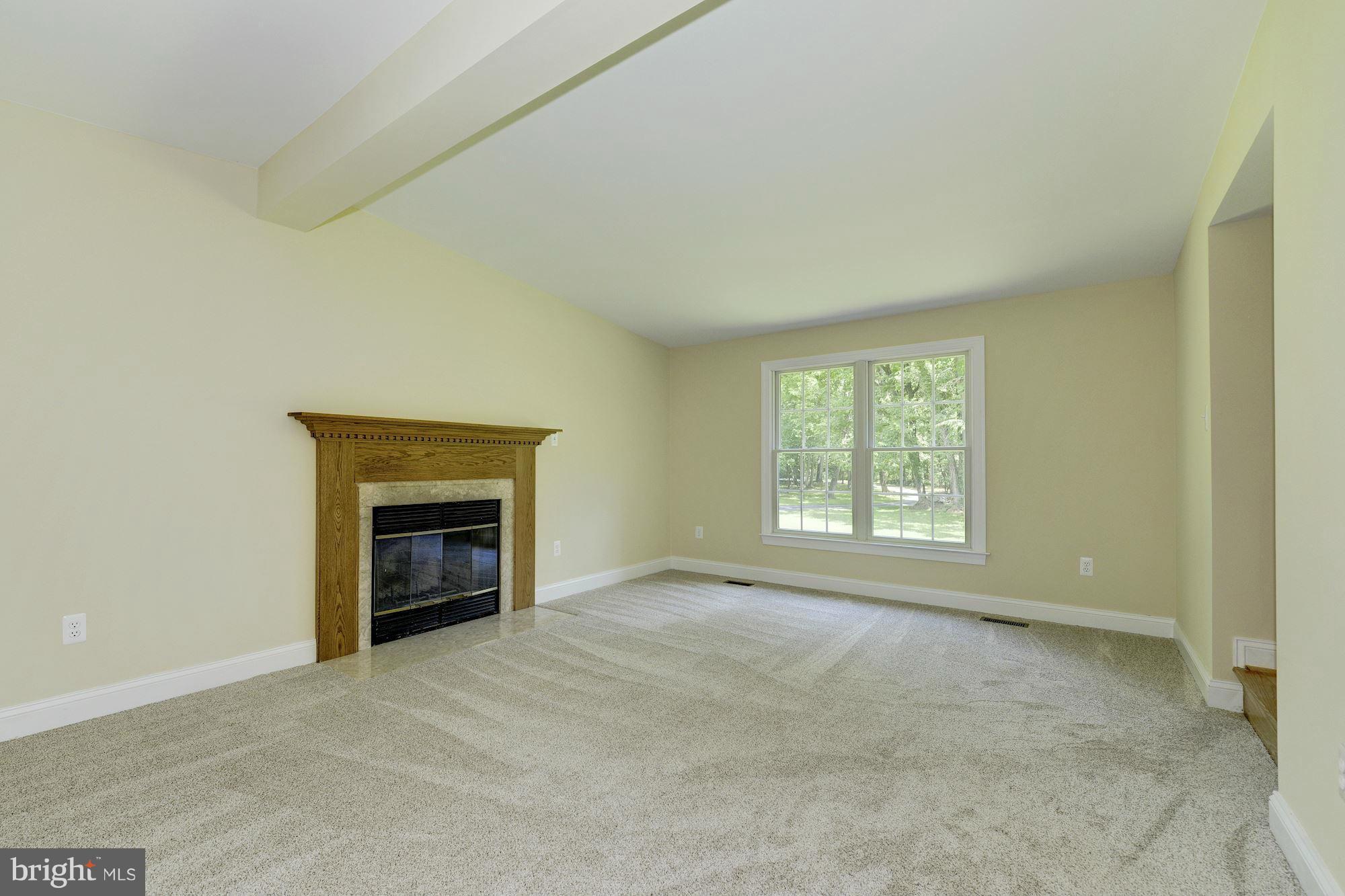 15920 Limestone School Road Leesburg, VA 20176 - Photo 10 of 30 Family Room