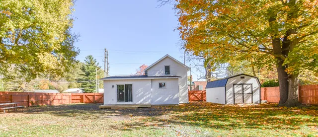 $199,900 | 204 Crane Street, Union City, MI 49094