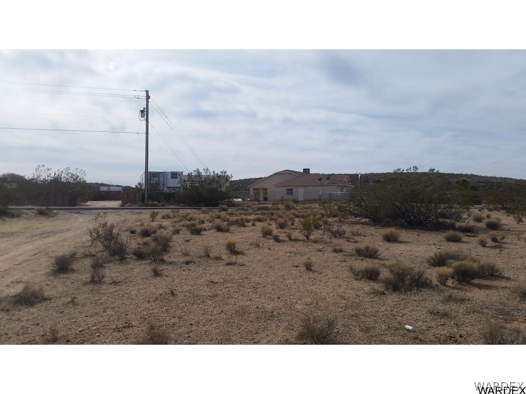2755 North Eagle Rock Road Kingman, AZ 86401 - Photo 4 of 6 a open area with view of mountains