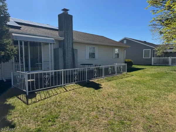 $374,000 | 1 Ashcroft Lane, Toms River, NJ 08757