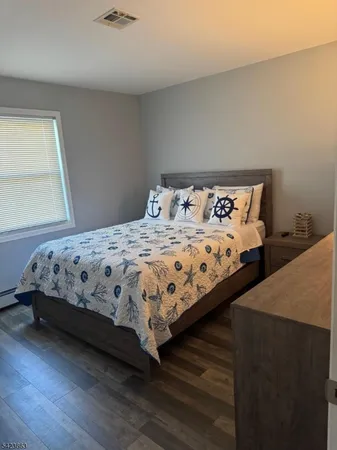 $374,000 | 1 Ashcroft Lane, Toms River, NJ 08757