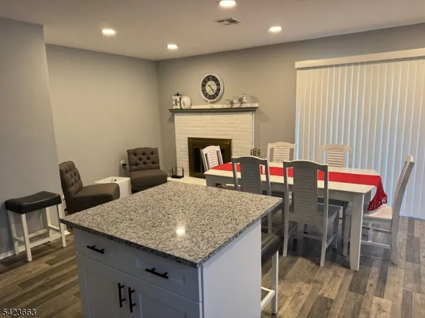 $374,000 | 1 Ashcroft Lane, Toms River, NJ 08757