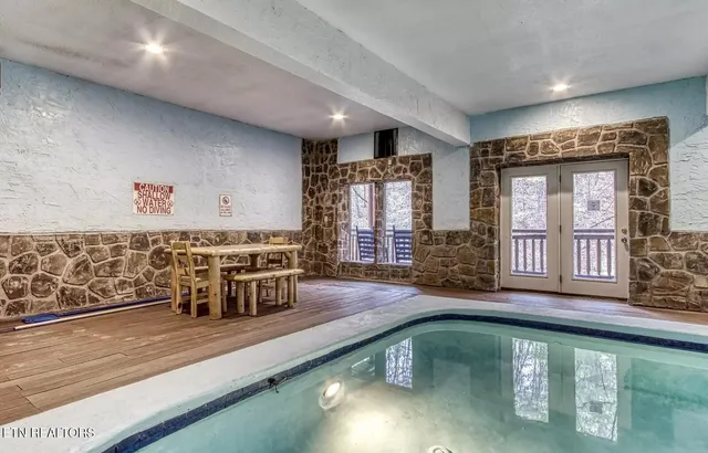 $1,500,000 | 1130 Black Bear Cub Way, Sevierville, TN 37862