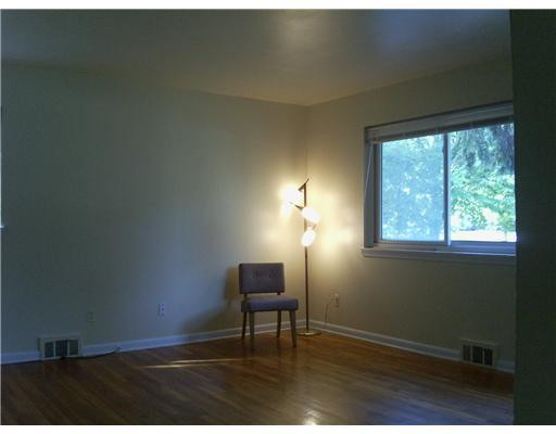 3079 Springbrook Street Ann Arbor, MI 48108 - Photo 3 of 10 Photo 3
