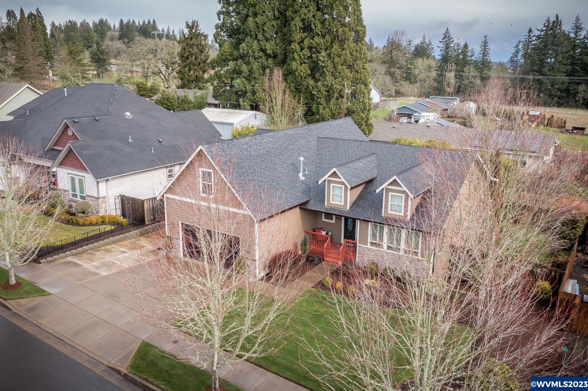 2939 Northwest Oak Ridge Street Albany, OR 97321 - Photo 37 of 41 Gallery Image 37