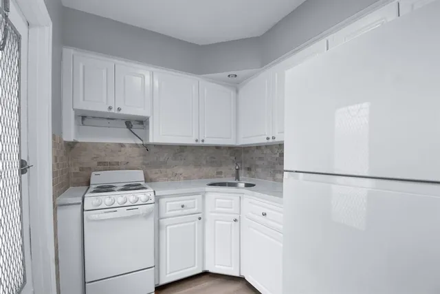 $1,700 | 4751 Northeast 21st Terrace, Unit 4, Lighthouse Point, FL 33064