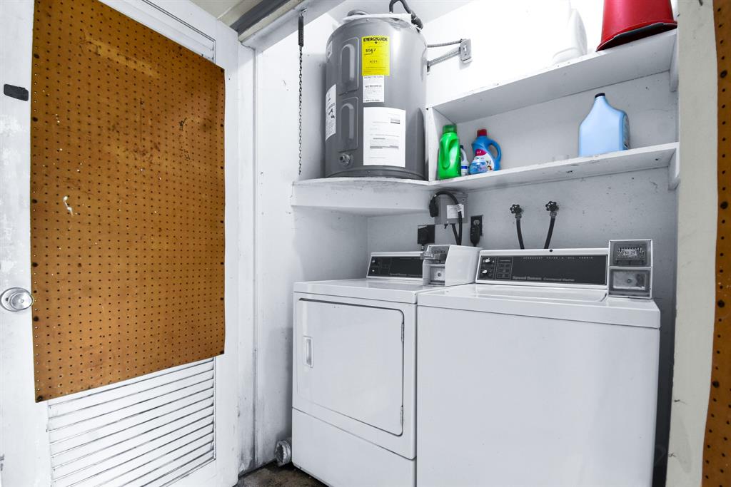 4751 Northeast 21st Terrace, Unit 4 Lighthouse Point, FL 33064 - Photo 21 of 22 a view of washer and dryer