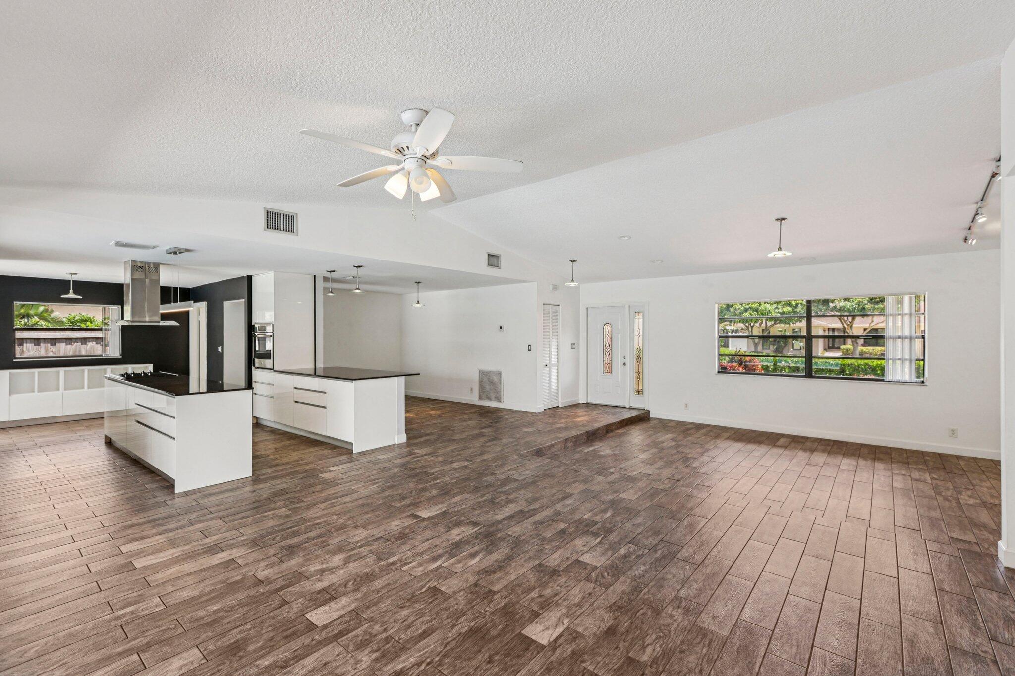 17679 Woodview Terrace Boca Raton, FL 33487 - Photo 14 of 46 16-web-or-mls-Woodview Terrace-S1104-016