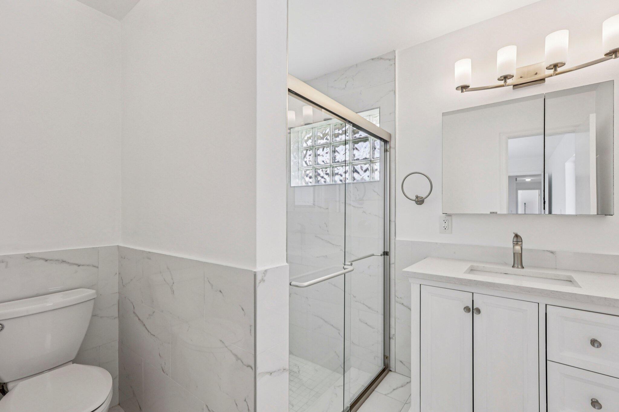 17679 Woodview Terrace Boca Raton, FL 33487 - Photo 23 of 46 33-web-or-mls-Woodview Terrace-S1104-033