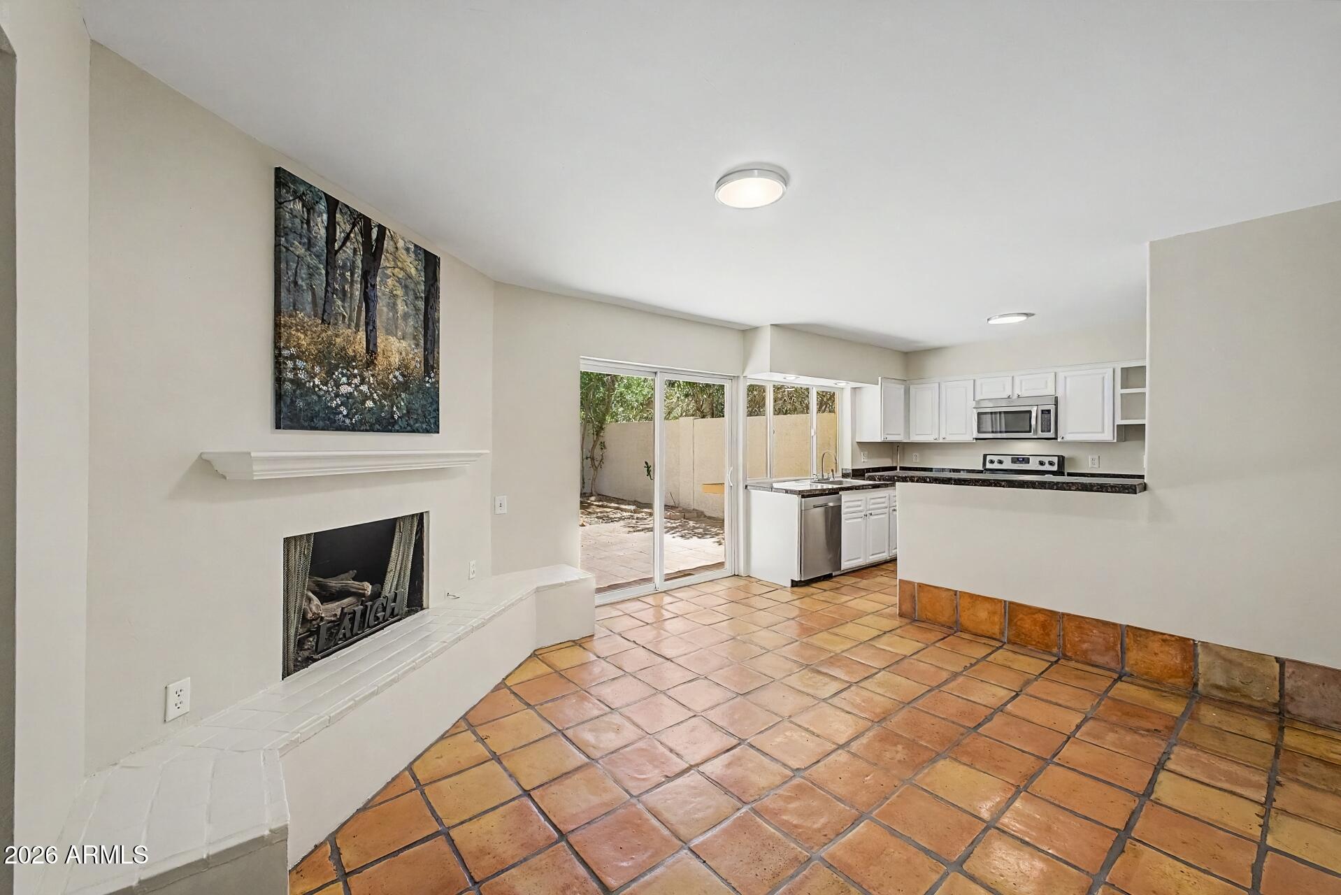 5619 South Crows Nest Road Tempe, AZ 85283 - Photo 7 of 48