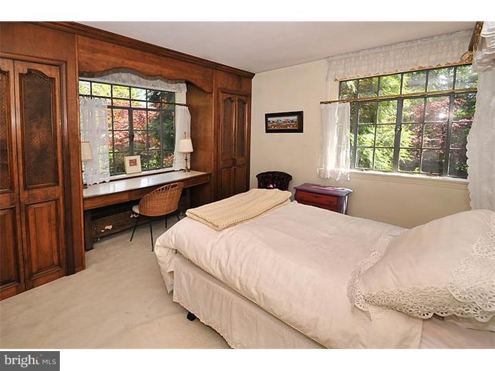 1049 Meetinghouse Road Rydal, PA 19046 - Photo 15 of 25 Gallery Image 15