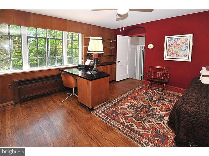 1049 Meetinghouse Road Rydal, PA 19046 - Photo 16 of 25 Gallery Image 16