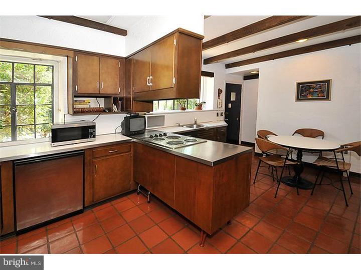 1049 Meetinghouse Road Rydal, PA 19046 - Photo 9 of 25 Gallery Image 9