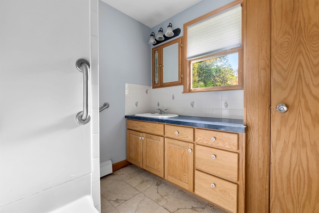 30 Cornell Road Danvers, MA 01923 - Photo 15 of 35 Gallery Image 15