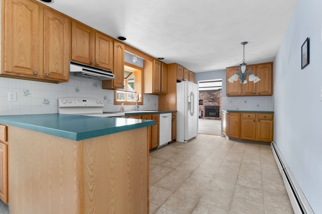 30 Cornell Road Danvers, MA 01923 - Photo 5 of 35 Gallery Image 5