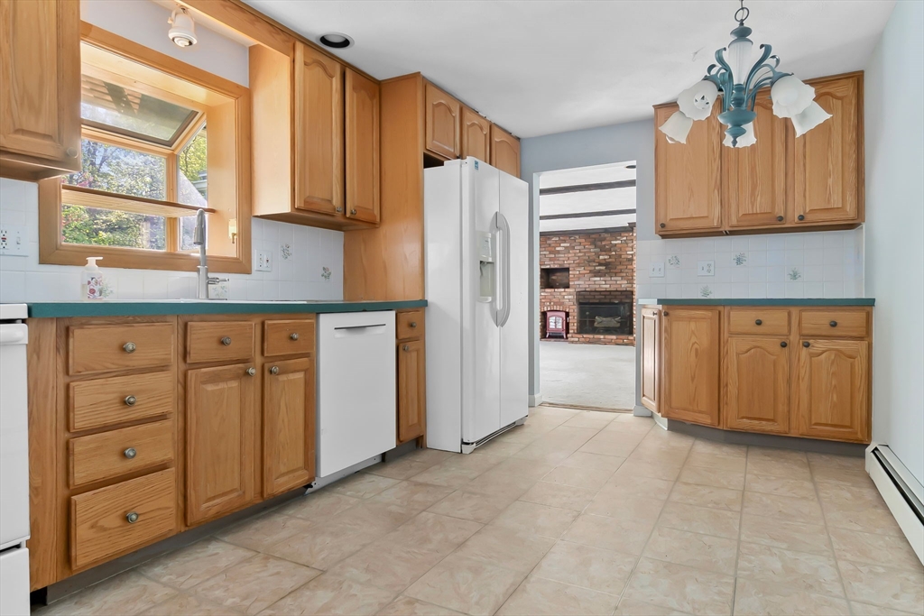 30 Cornell Road Danvers, MA 01923 - Photo 6 of 35 Gallery Image 6