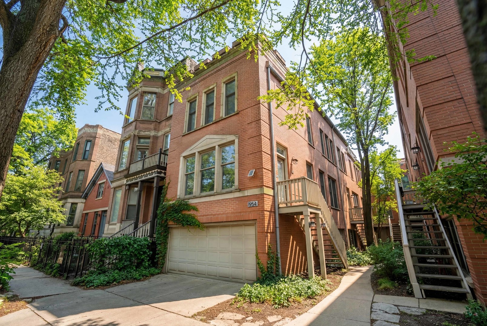 1954 North Seminary Avenue Chicago, IL 60614 - Photo 1 of 16