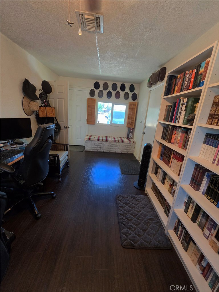 13033 Chief Joseph Road Apple Valley, CA 92308 - Photo 20 of 41