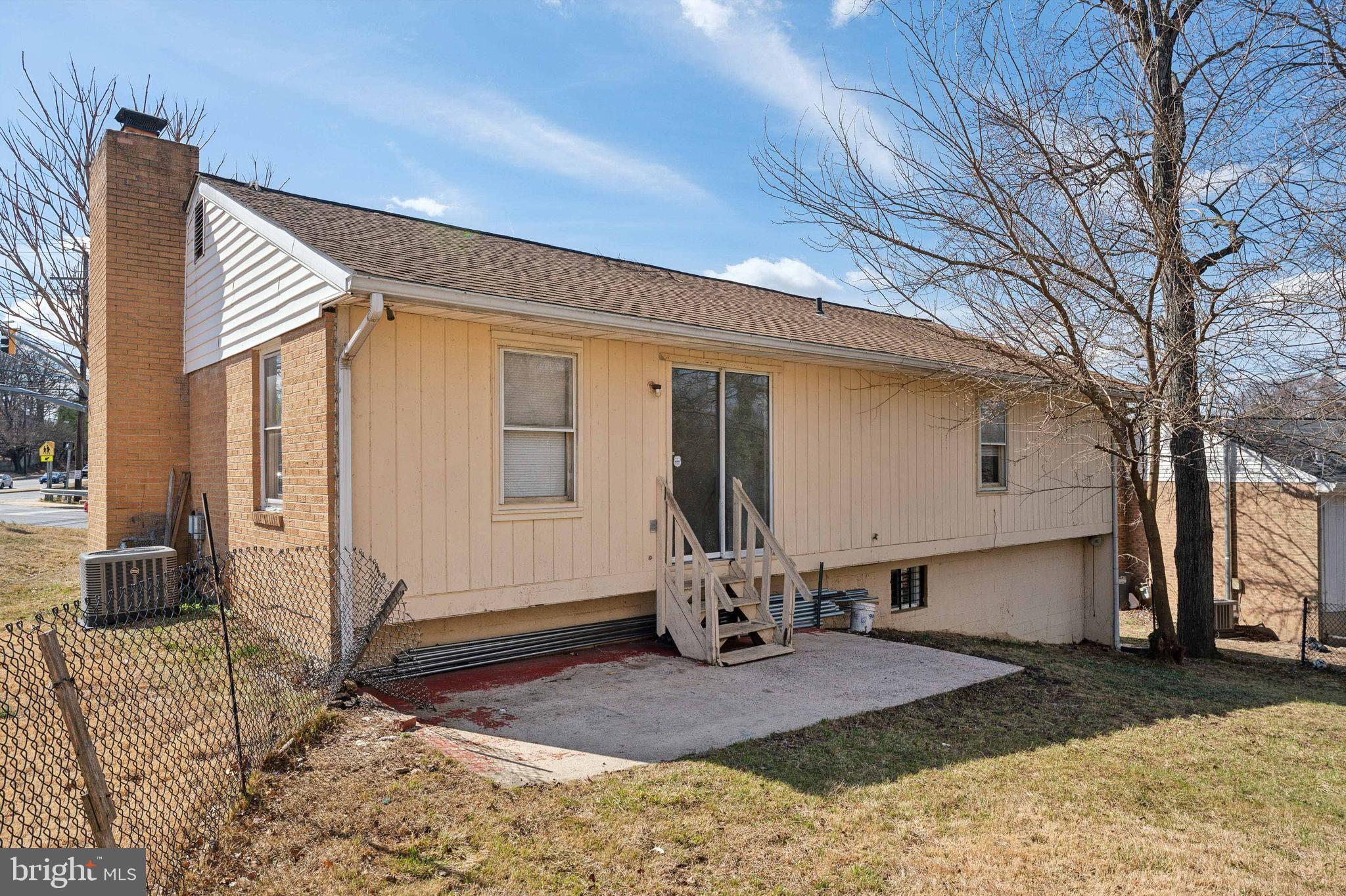 1008 Ray Road Hyattsville, MD 20783 - Photo 24 of 25 a view of back yard of the house