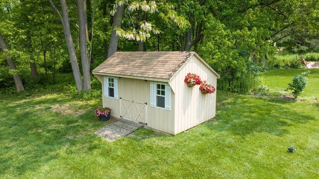 77 Independence Road Agawam, MA 01030 - Photo 34 of 38 Gallery Image 34