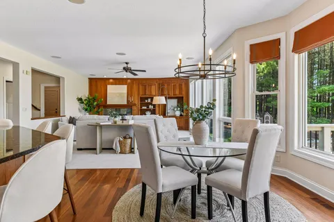 $1,100,000 | 6137 Niagara Lane North, Plymouth, MN 55446