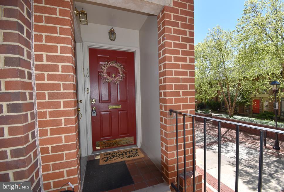 18 West Hill Street, Unit R 8 Baltimore, MD 21230 - Photo 2 of 11
