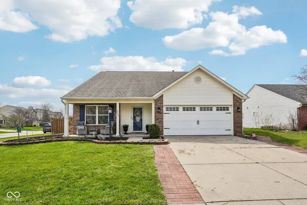 $319,900 | 1825 Clover Lane, Lebanon, IN 46052