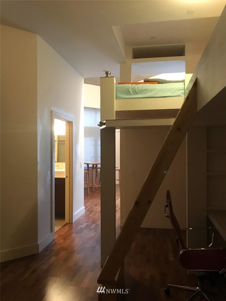 159 Denny Way, Unit 112 Seattle, WA 98109 - Photo 9 of 14 Gallery Image 9
