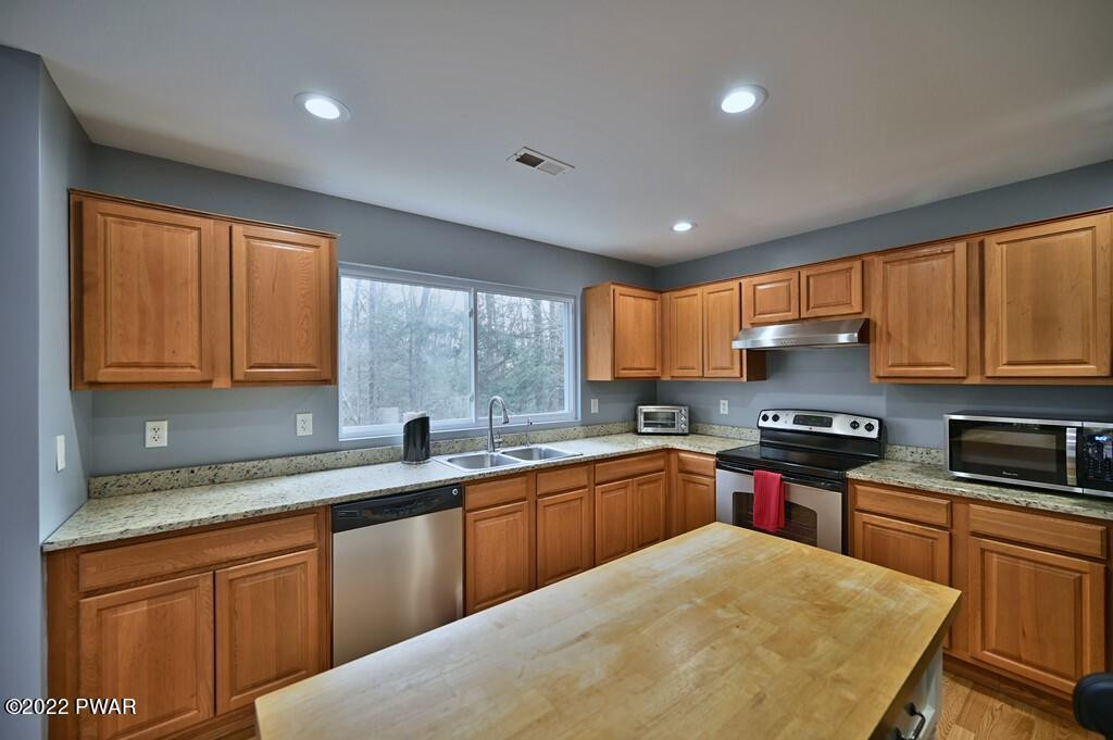 124-23 Ridge Circle Greentown, PA 18426 - Photo 35 of 84
