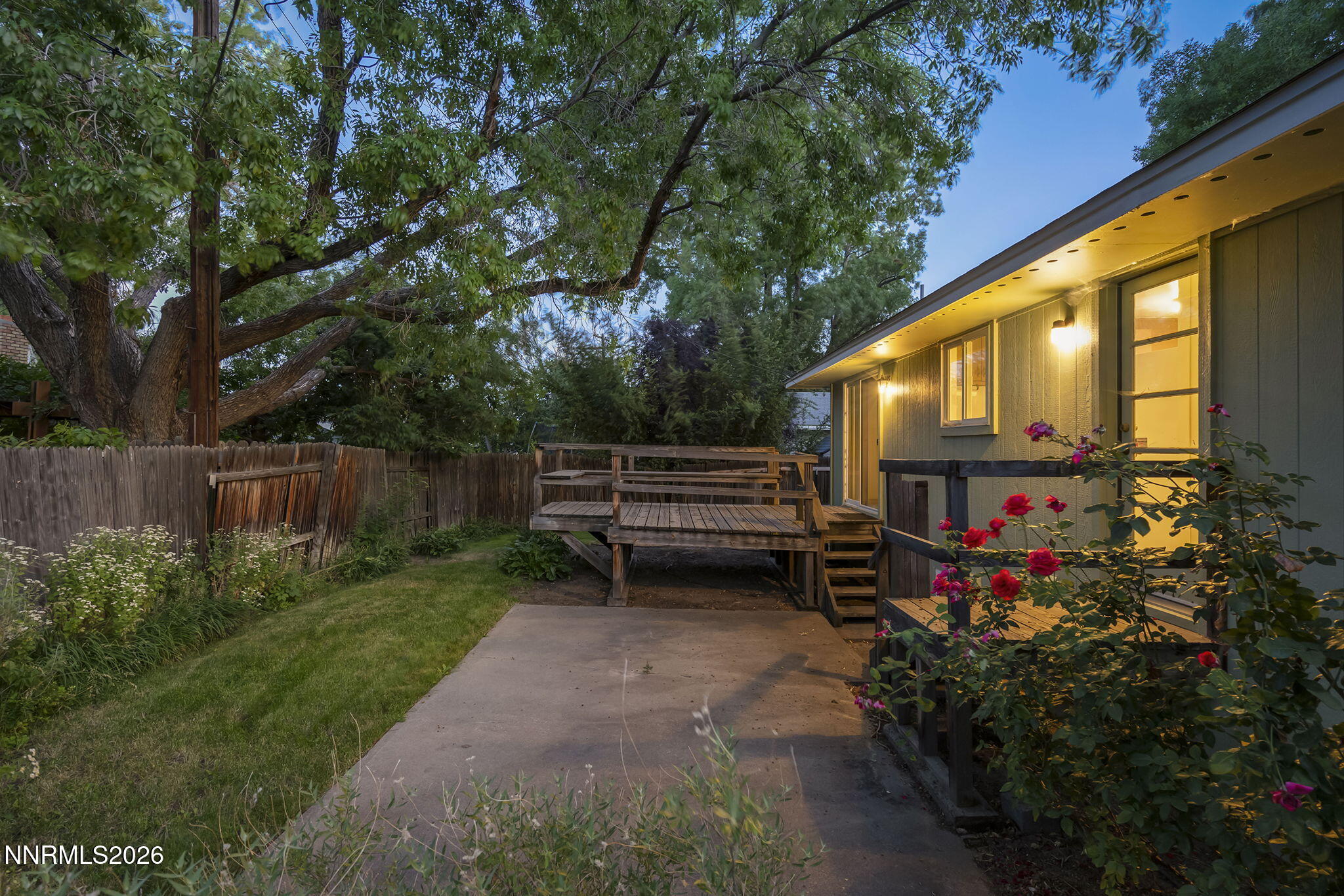 1310 Earl Drive Reno, NV 89503 - Photo 5 of 53 46-web-or-mls-_DSC0720