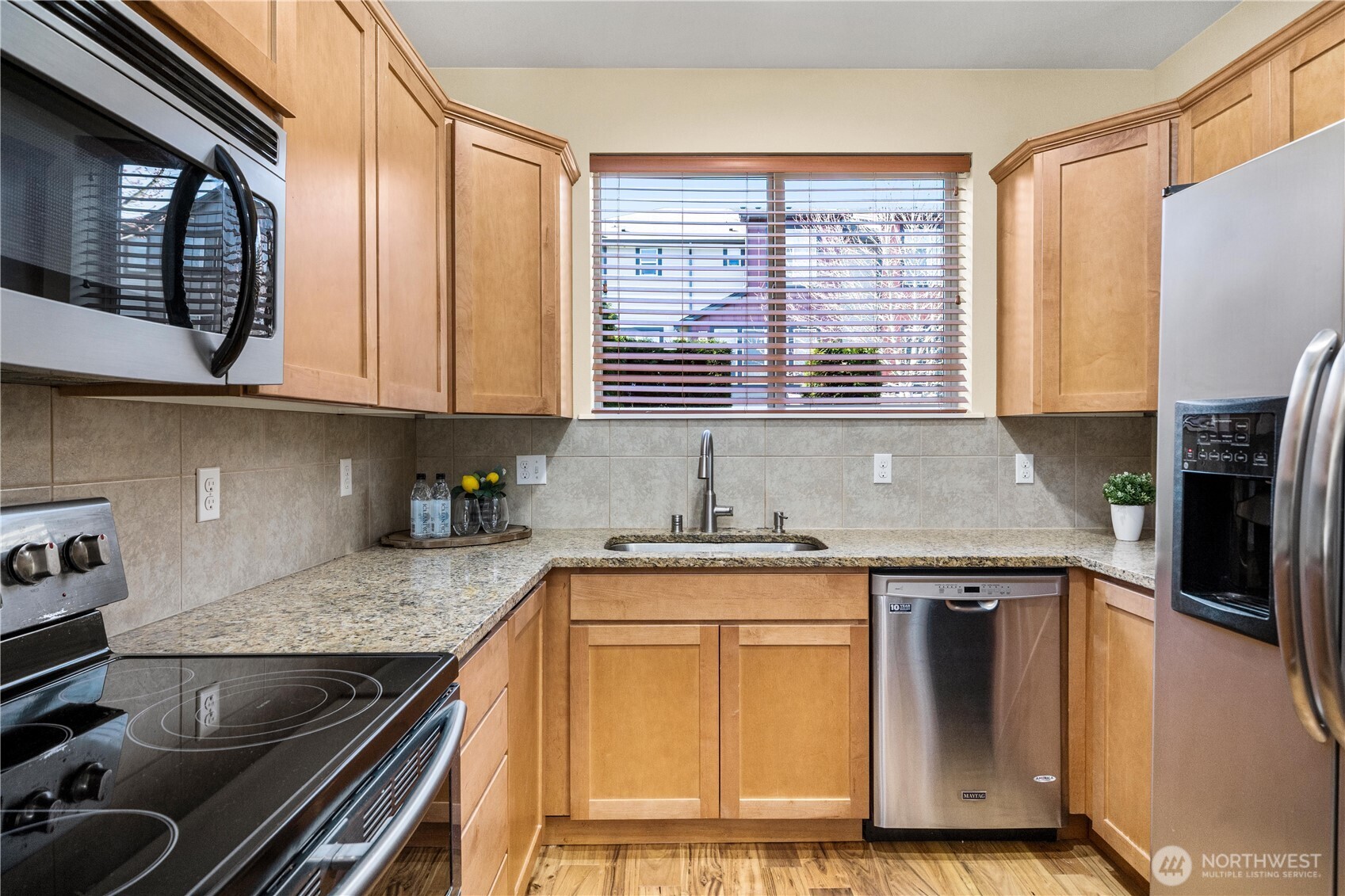 16528 2nd Park Southeast Bothell, WA 98012 - Photo 12 of 31