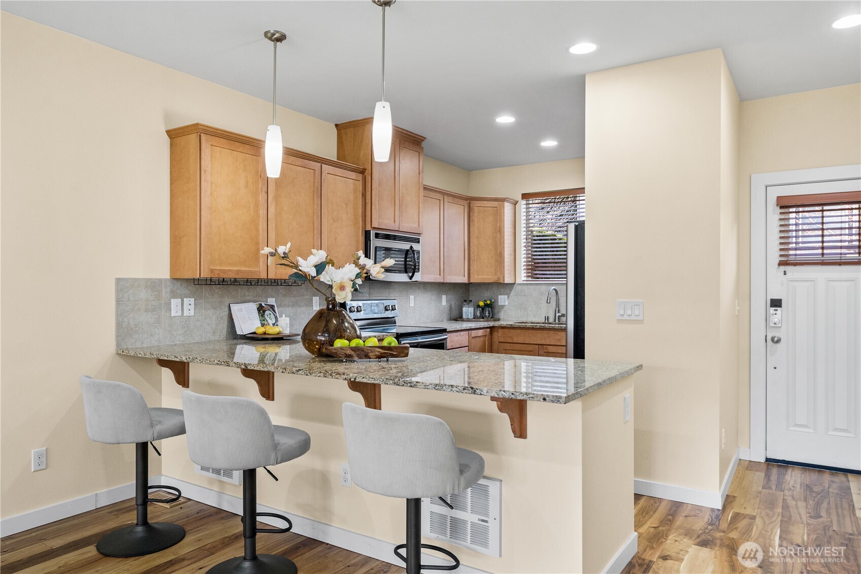 16528 2nd Park Southeast Bothell, WA 98012 - Photo 9 of 31