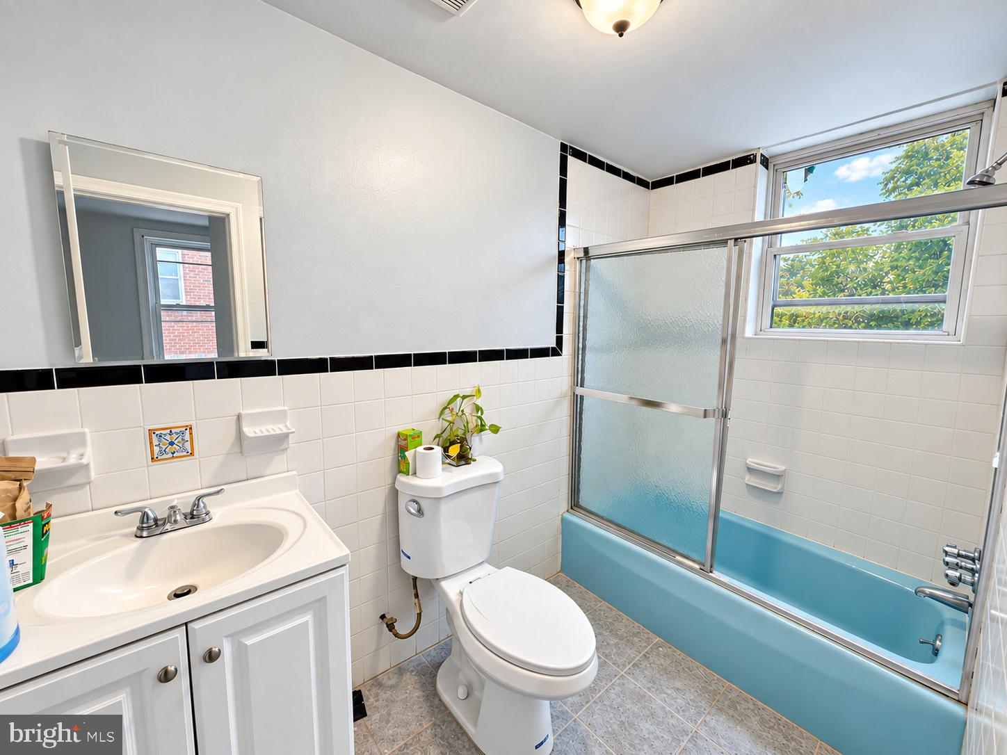 912 Ridge Avenue, Unit 2 Darby, PA 19023 - Photo 6 of 12 Gallery Image 6