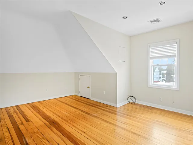 $3,300 | 22 Hudson Place, Unit 2, Cranston, RI 02905