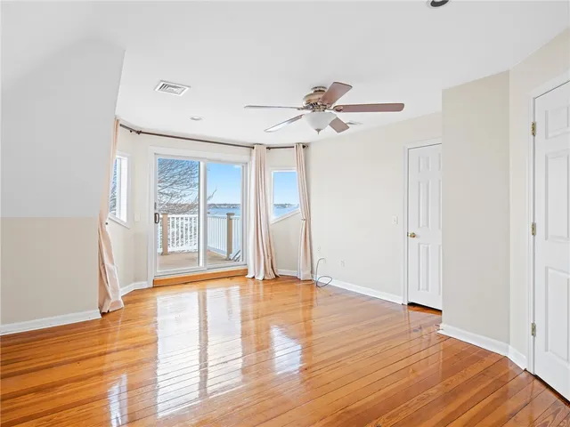 $3,300 | 22 Hudson Place, Unit 2, Cranston, RI 02905