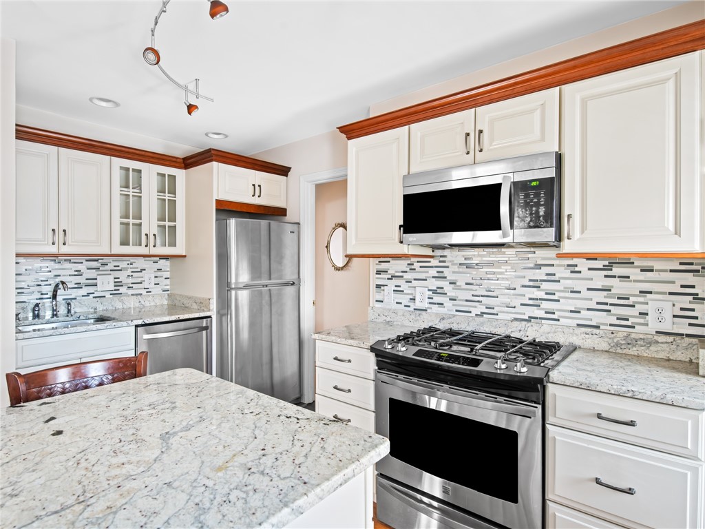 22 Hudson Place, Unit 2 Cranston, RI 02905 - Photo 10 of 16 Kitchen