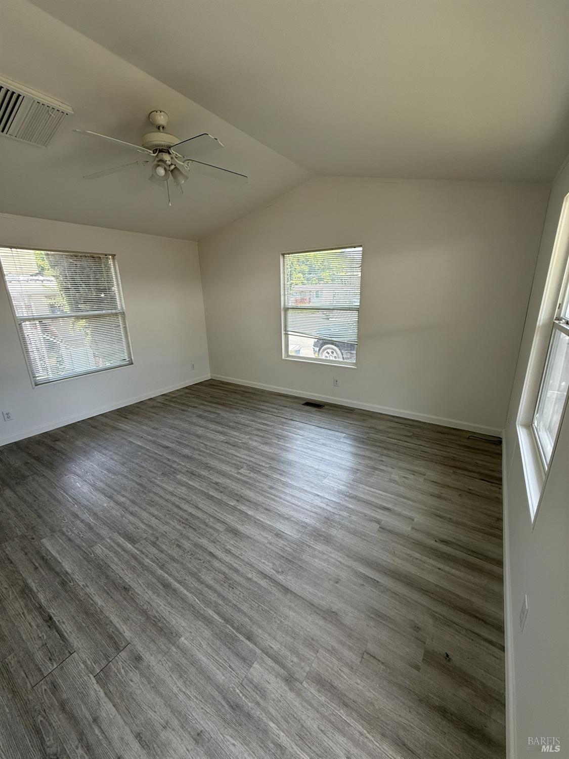 700 Shady Glen Road, Unit 11 Vacaville, CA 95688 - Photo 10 of 28