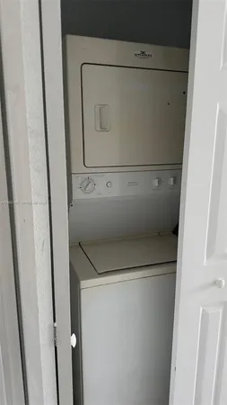 a close up view of washer and dryer